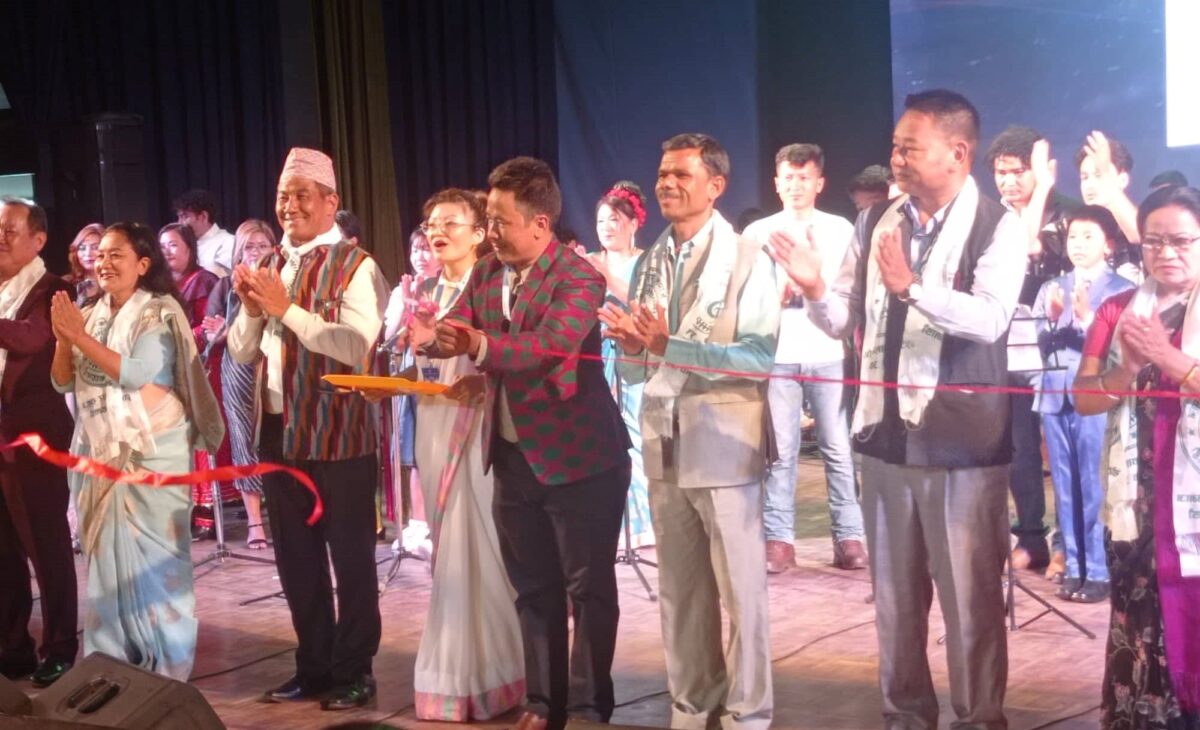 खोटाङका कलाकारहरुले गरे साङितिक कार्यक्रम Maahi Khabar