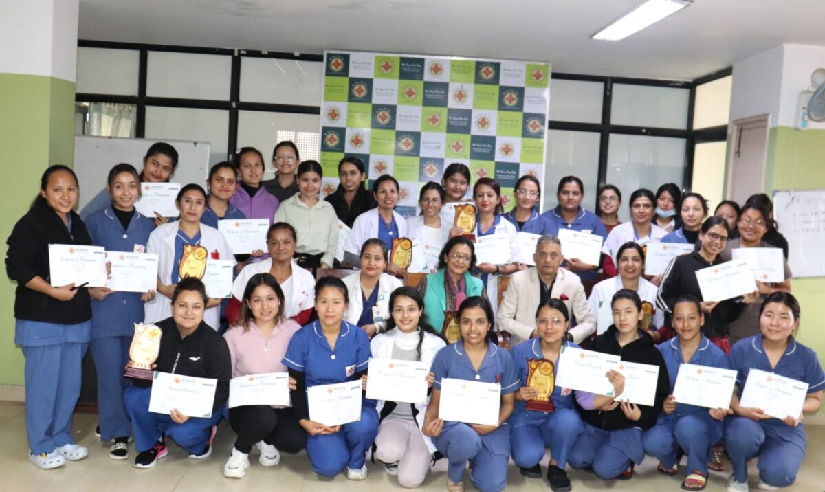 ॐ हस्पिटलमा हेल्पिङ वेविज ब्रिद कार्यशाला सम्पन्न